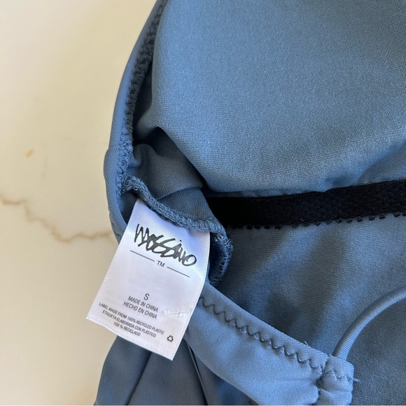 Mossimo Women's Crochet Trim Plunge Front One Piece Swimsuit NWOT - Picture 14 of 14